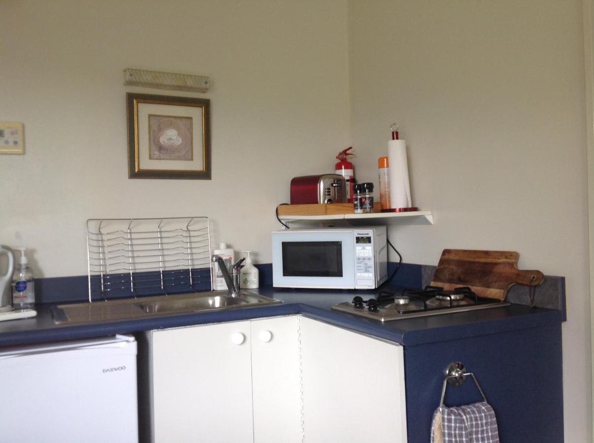 Aratahi Cottages Carterton Екстериор снимка