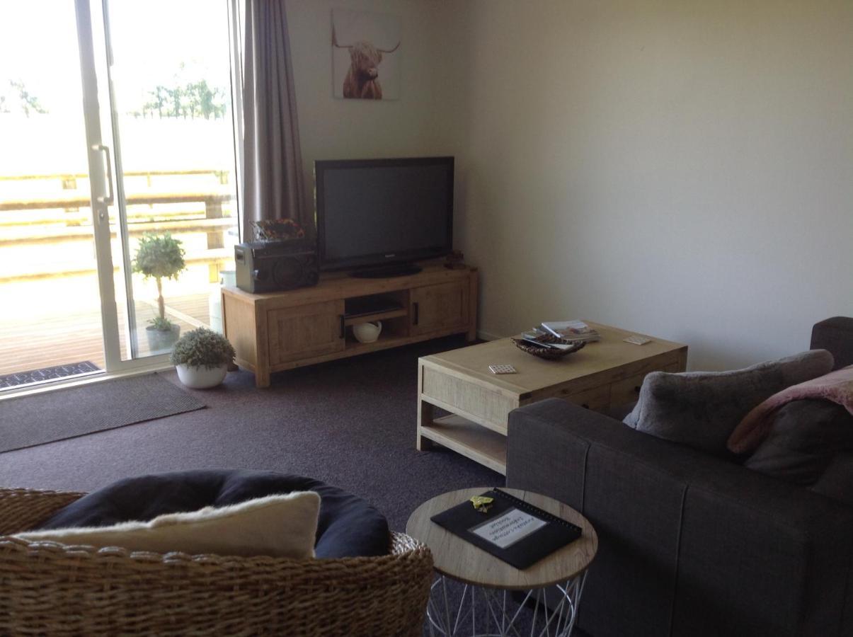 Aratahi Cottages Carterton Екстериор снимка