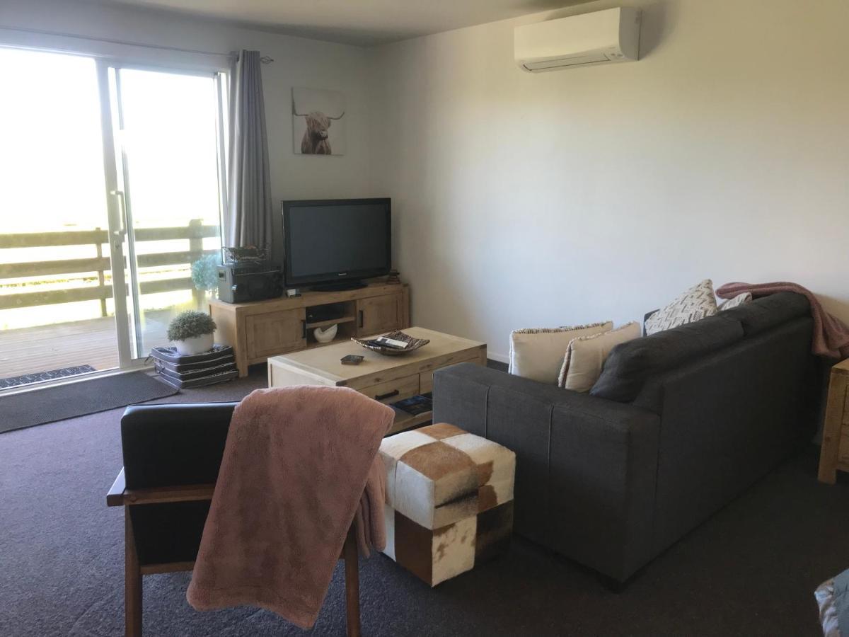 Aratahi Cottages Carterton Екстериор снимка